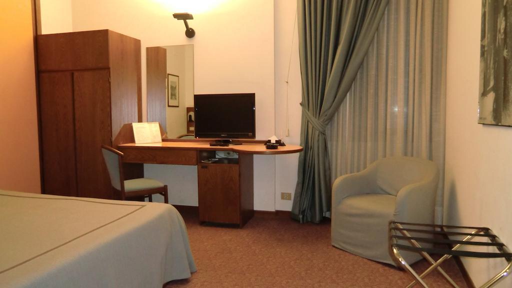 Hotel Giardino Prato  Zimmer foto